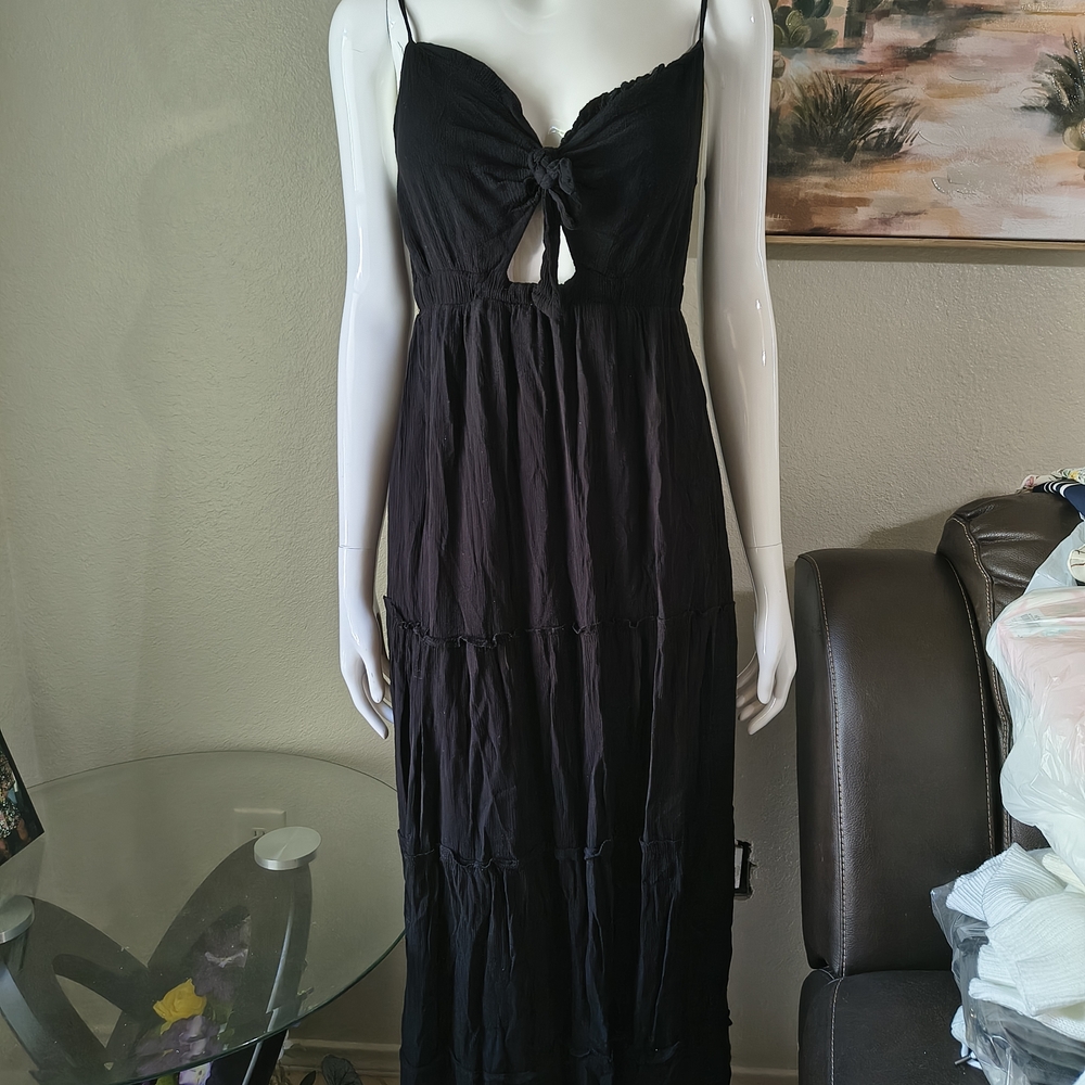 Justify Black Tie-Front Maxi Dress